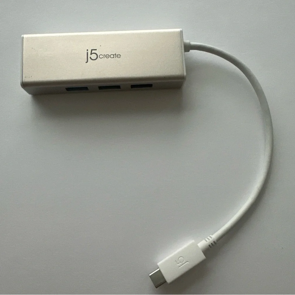j5create 3.1 Type-C Port SD/Micro SD Card Reader JCH347Adapter Dongle USB C